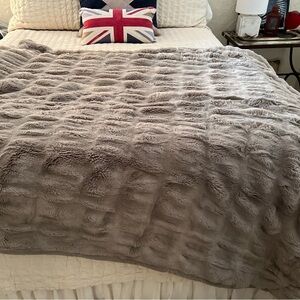 Pottery Barn Faux Fur Ruched Throw